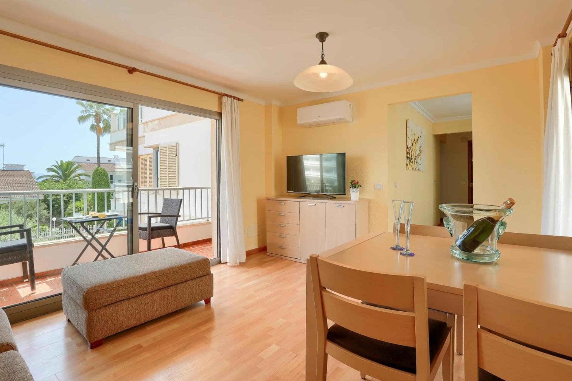 Rosa 16-rentallorca Apartamento